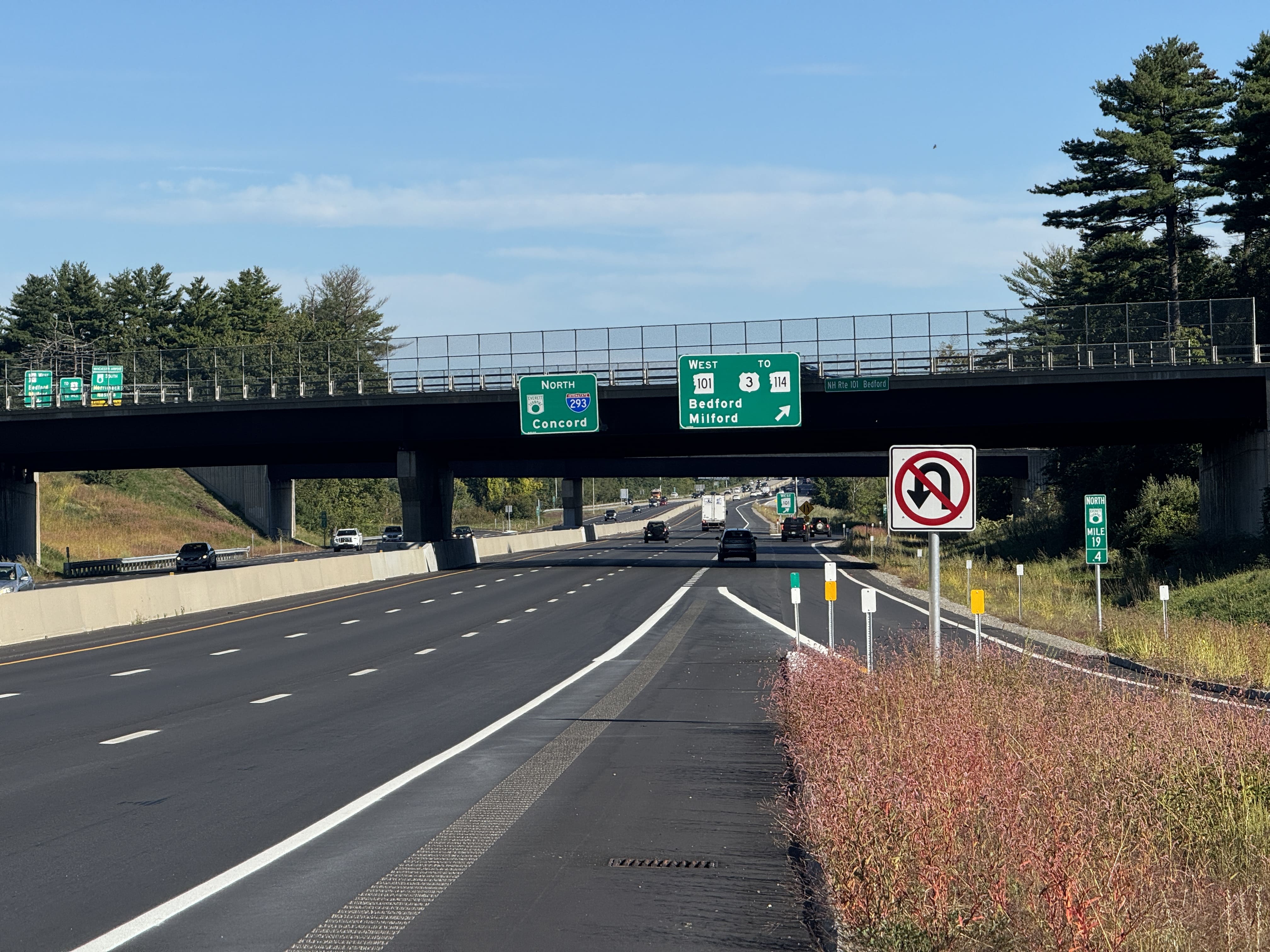 13761D - F.E.E.T. Northbound at NH Route 101 Interchange (view looking north)
